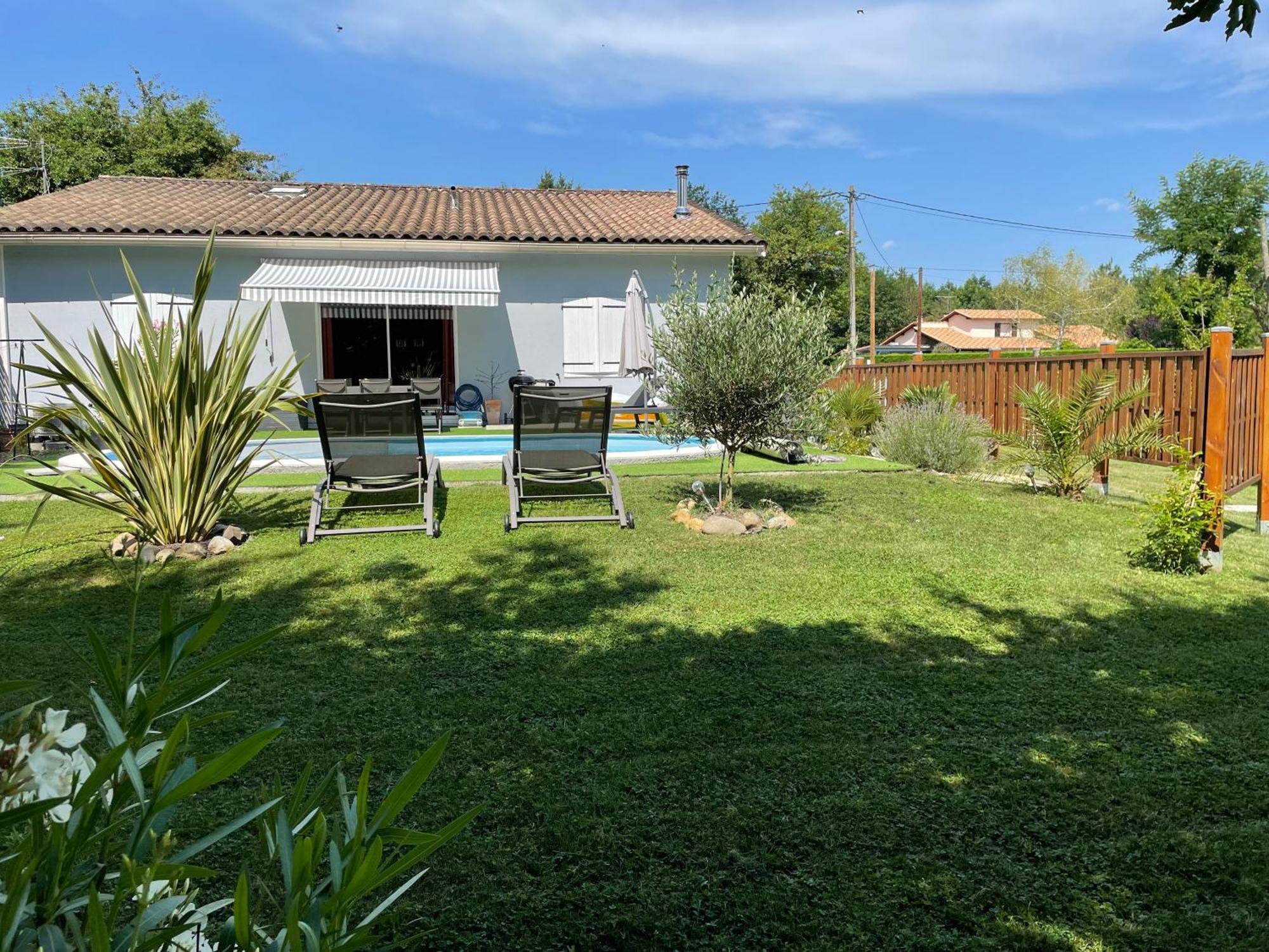 Bed and Breakfast Cocooning Chez Sabine Lavilledieu  Exterior foto